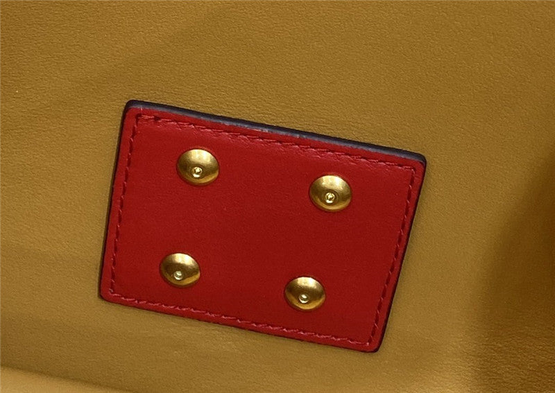 High Quality Luxury Fendi Kan U Small Bag – Style 32516 product detail