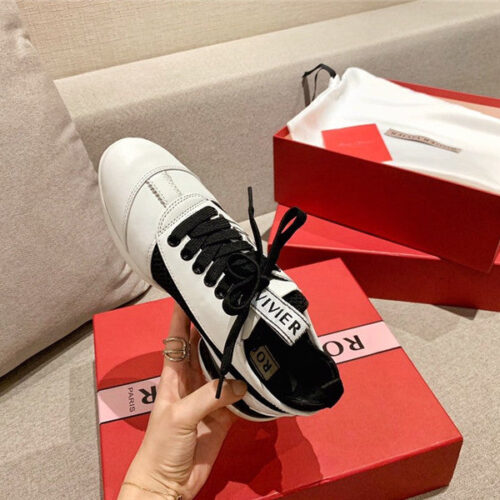 High Quality Luxury Roger Vivier Sneakers – Style 70868 product detail