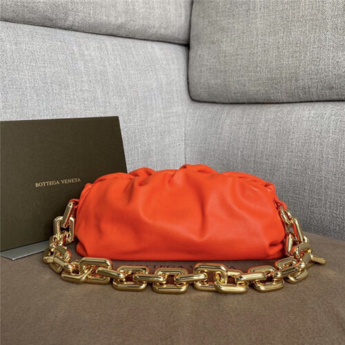 High Quality Luxury The Chain Pouch Bottega Veneta – Style 35341 alternate view