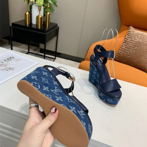 High Quality Luxury LV Louis Vuitton Platform Sandals – Style 52931 product detail