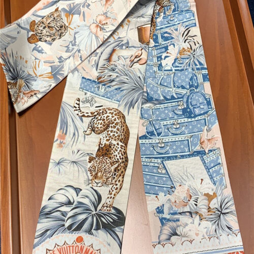 High Quality Luxury Voyage Extraordinaire Silk Scarf White product detail