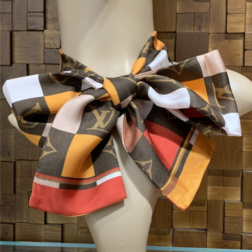 High Quality Luxury LV Monogram Giant Jungle Silk Scarf Coffee Color alternate view