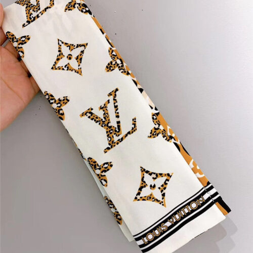 High Quality Luxury LV Monogram Giant Jungle Silk Scarf White product detail