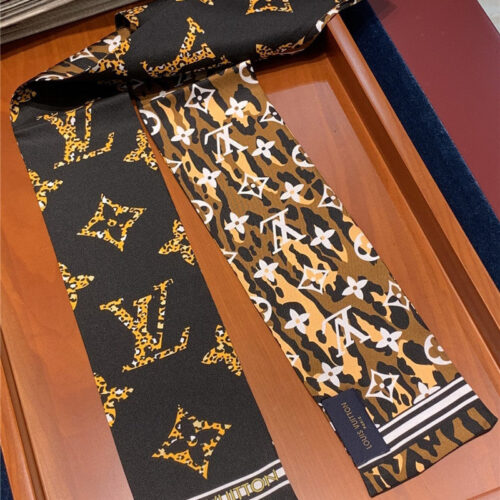High Quality Luxury LV Monogram Giant Jungle Silk Scarf product detail