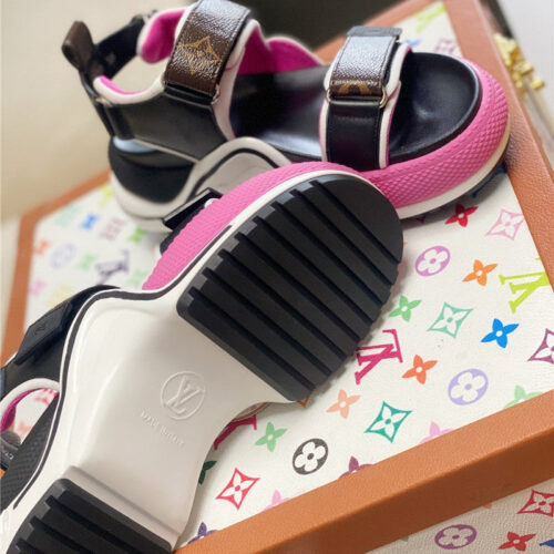 High Quality Luxury Louis Vuitton Sandals Womens – Style 84451 product detail