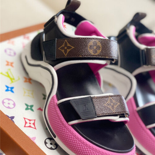 High Quality Luxury Louis Vuitton Sandals Womens – Style 84451 product detail