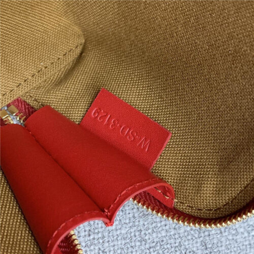 High Quality Luxury Celine Chaine Triomphe Bag product detail