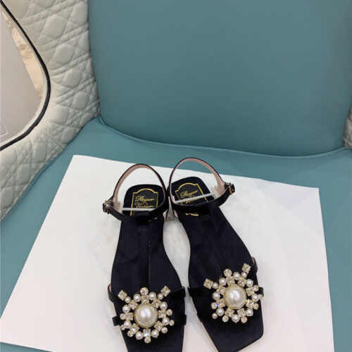 High Quality Luxury Roger Vivier Ss Pearl Rhinestone Sandals product detail