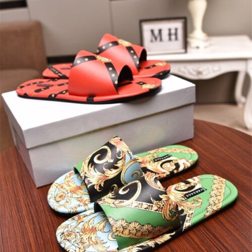 High Quality Luxury Versace Slippers Mens – Style 75859