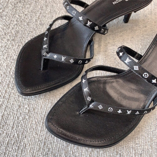 High Quality Luxury Louis Vuitton Summer Sandals product detail