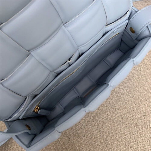 High Quality Luxury Bottega Veneta Padded Cassette Bag product detail
