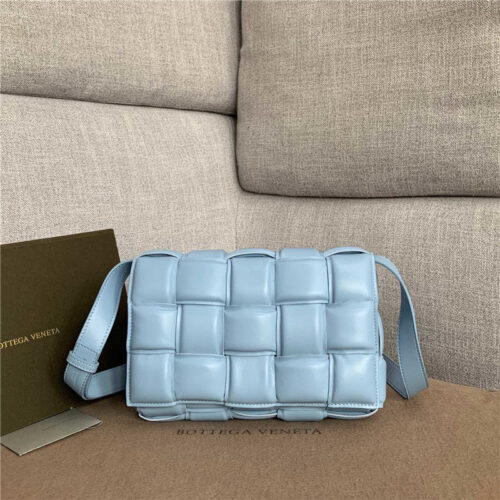 High Quality Luxury Bottega Veneta Padded Cassette Bag alternate view