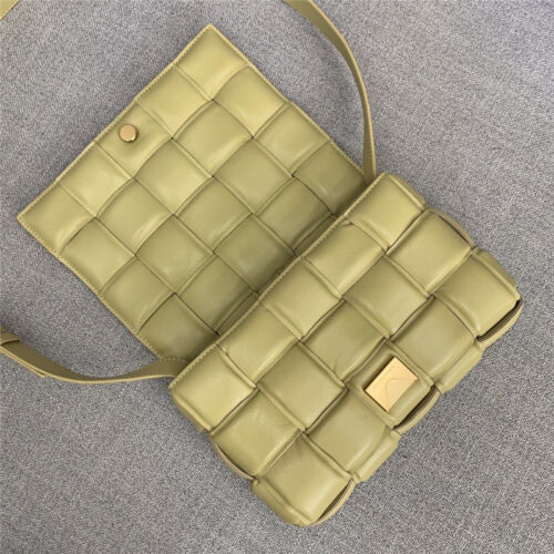High Quality Luxury Bottega Veneta Padded Cassette Bag Yellow product detail
