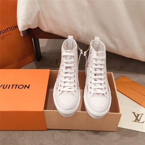 High Quality Luxury LV High Top Sneakers Womens alternate view