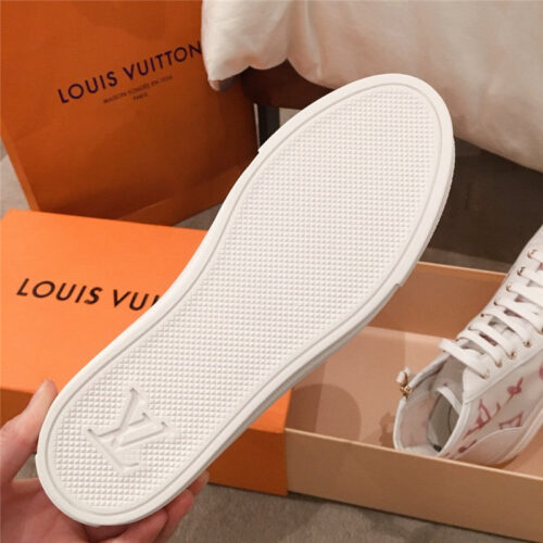 High Quality Luxury LV High Top Sneakers Womens product detail