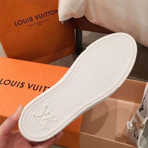 High Quality Luxury LV High Top Sneakers Womens – Style 95331 product detail