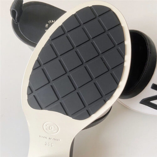 High Quality Luxury Chanel Pvc Crystal Sandals Black product detail