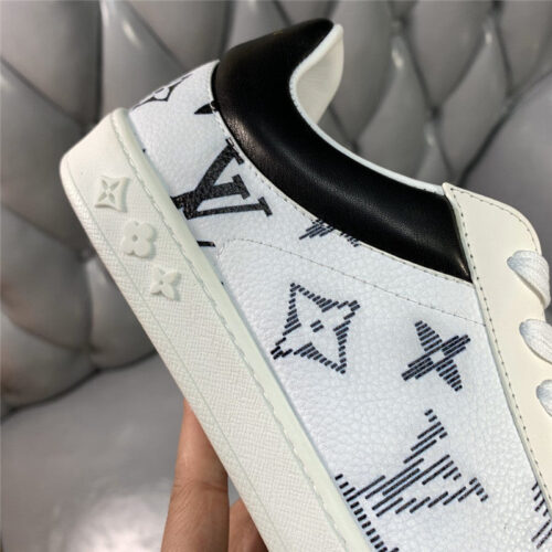 High Quality Luxury Louis Vuitton Mens Sneakers – Style 77667 product detail