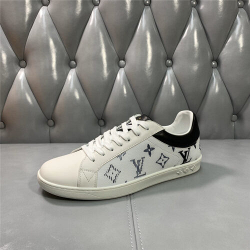 High Quality Luxury Louis Vuitton Mens Sneakers – Style 77667 product detail