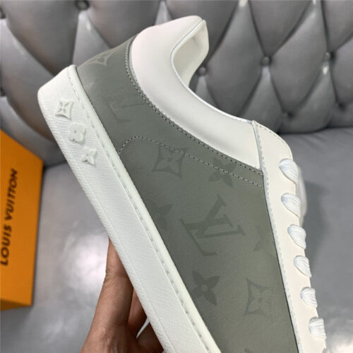 High Quality Luxury Louis Vuitton Mens Sneakers – Style 12131 product detail