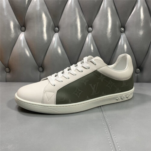 High Quality Luxury Louis Vuitton Mens Sneakers – Style 12131 product detail