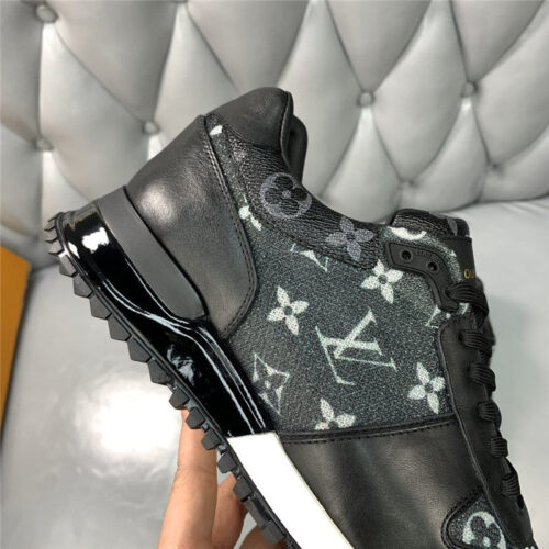 High Quality Luxury Louis Vuitton Mens Sneakers – Style 10435 product detail
