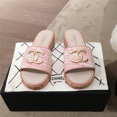 High Quality Luxury Chanel Logo Slippers Sandals alternate view
