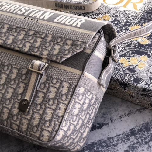 High Quality Luxury Dior Diorcamp Messenger Bag product detail