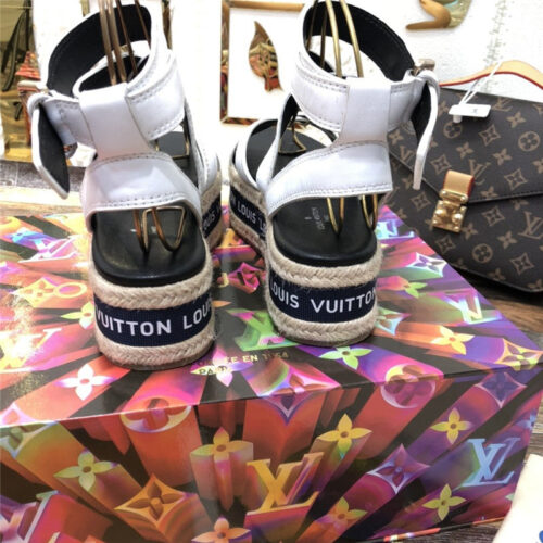 High Quality Luxury LV Platform Sandals White product detail