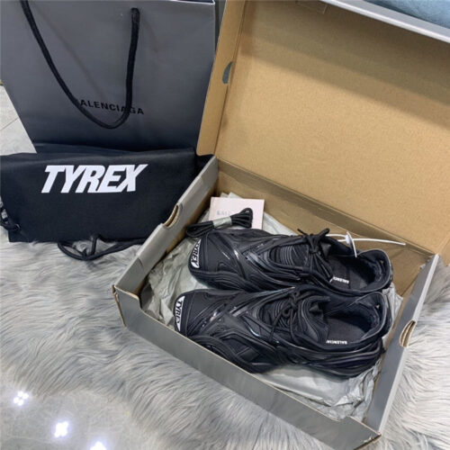 High Quality Luxury Balenciaga Tyrex Sneakers Black product detail
