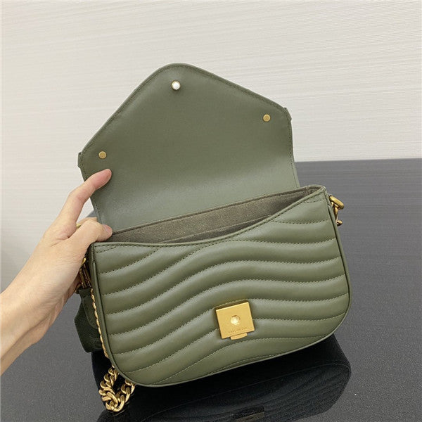 High Quality Luxury LV Zipped Pouch Bags – Style 48592 product detail
