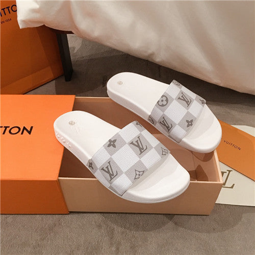 High Quality Luxury Louis Vuitton Slippers – Style 43395