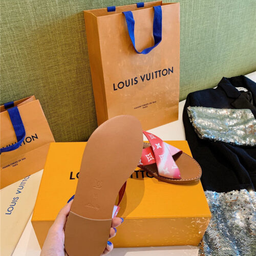 High Quality Luxury LV Sandals Red product detail