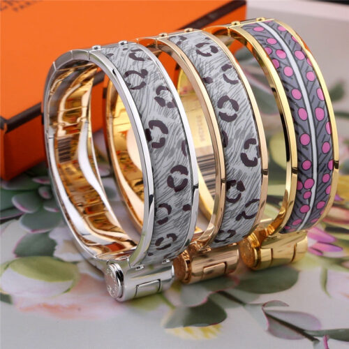 High Quality Luxury Hermes Leaf Hinge Bracelet