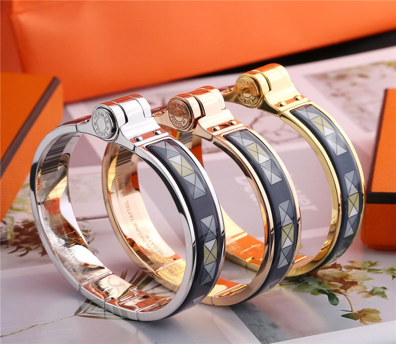 High Quality Luxury Hermes “Blue Square” Hinged Bracelet