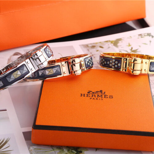 High Quality Luxury Hermes “Blue Square” Hinged Bracelet product detail