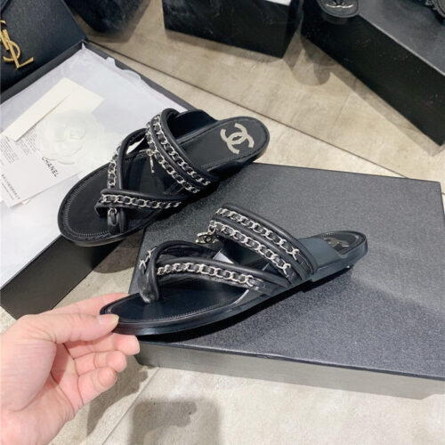 High Quality Luxury Chanel Cc Flip Flops Black product detail