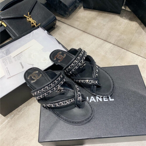 High Quality Luxury Chanel Cc Flip Flops Black product detail