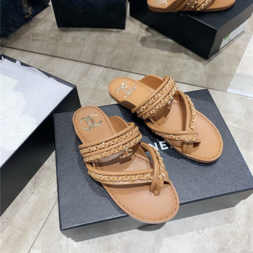 High Quality Luxury Chanel Cc Flip Flops Brown product detail