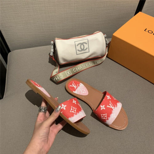 High Quality Luxury Louis Vuitton Flat Sandals Red product detail