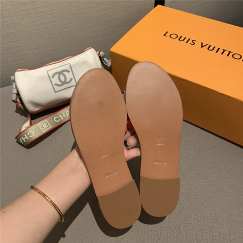 High Quality Luxury Louis Vuitton Flat Sandals Red product detail