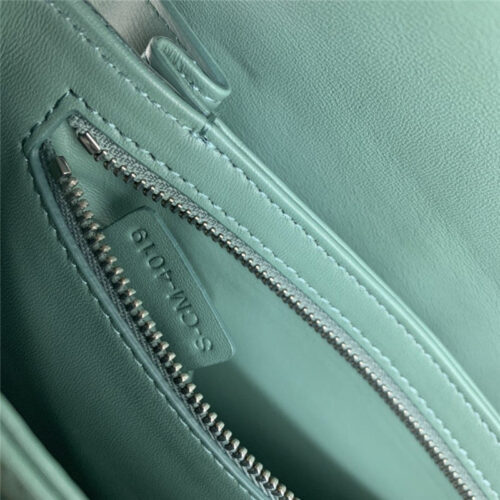 High Quality Luxury Celine Triomphe Bag – Style 24937 product detail