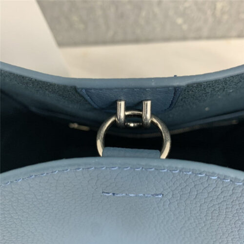 High Quality Luxury Celine Seau Sangle Bag – Style 24889 product detail
