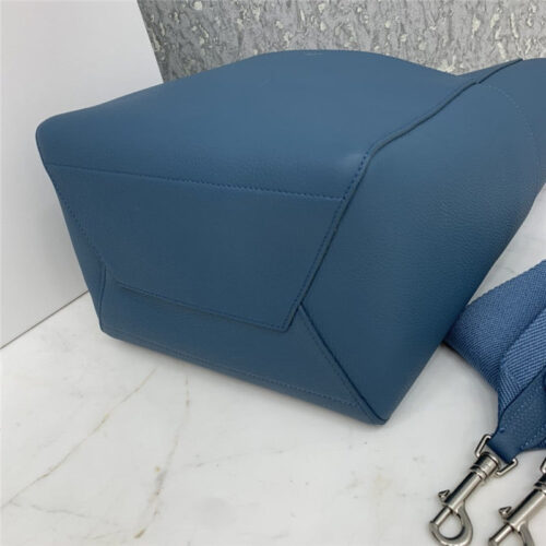 High Quality Luxury Celine Seau Sangle Bag – Style 24889 product detail