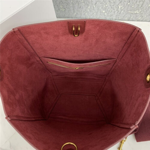 High Quality Luxury Celine Seau Sangle Bag – Style 24887 product detail