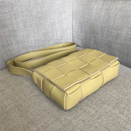 High Quality Luxury Bottega Veneta Cassette Bag product detail