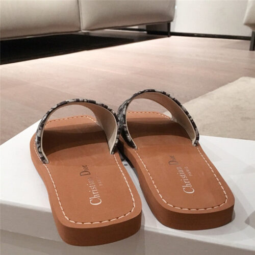 High Quality Luxury Dior Slippers Womens – Style 69414 product detail