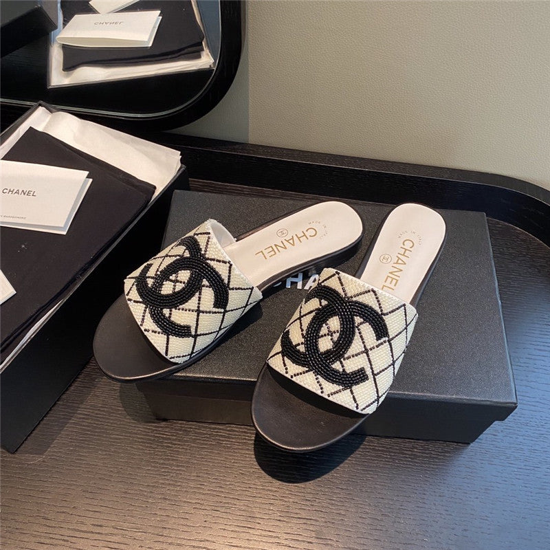 High Quality Luxury Chanel Pearl Slippers product detail