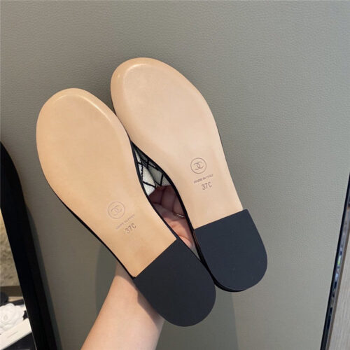 High Quality Luxury Chanel Pearl Slippers product detail