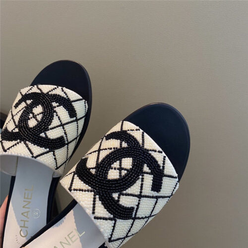 High Quality Luxury Chanel Pearl Slippers product detail